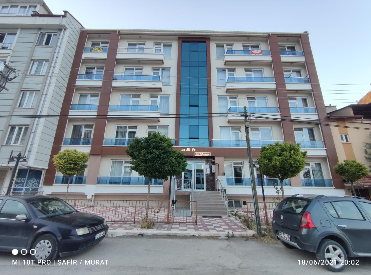 erenler mahallesinde kiralık eşyalı daire Safir Emlak Afyon